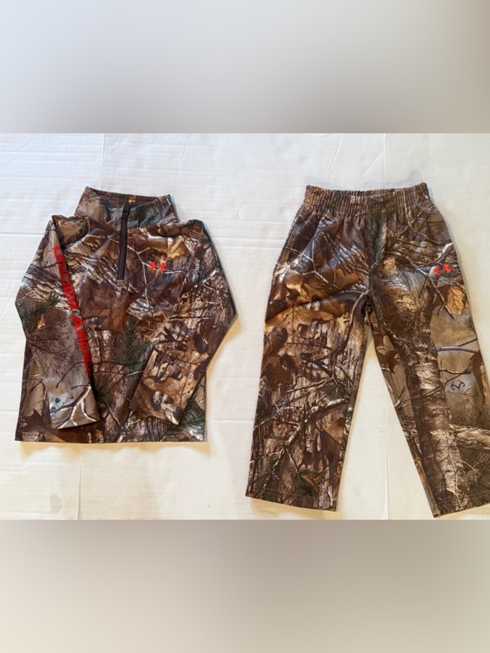 Under Armour Realtree Camo Little Boy’s 1/4 Zip Sweatshirt and Pants Size 3T
